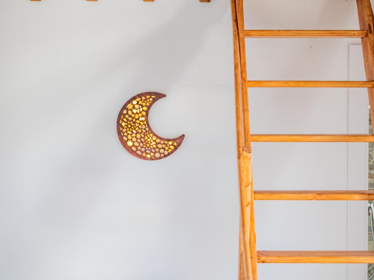 Cubo's Estudio Noches De Luna B & Pool Apartment *