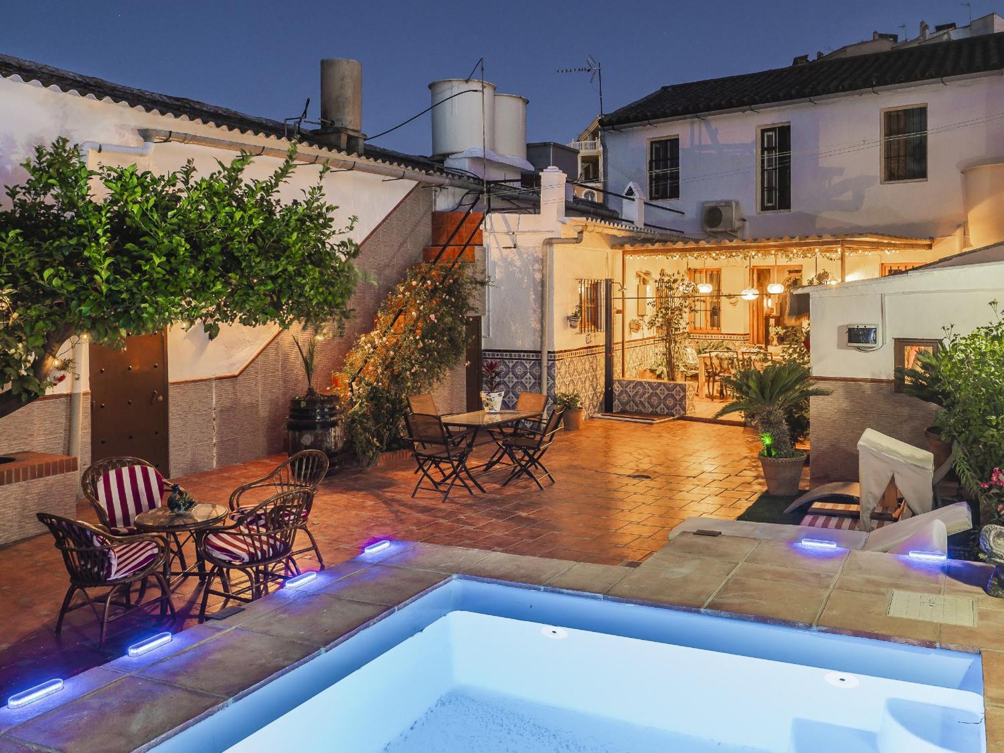 Cubo's Estudio Noches De Luna B & Pool Apartment